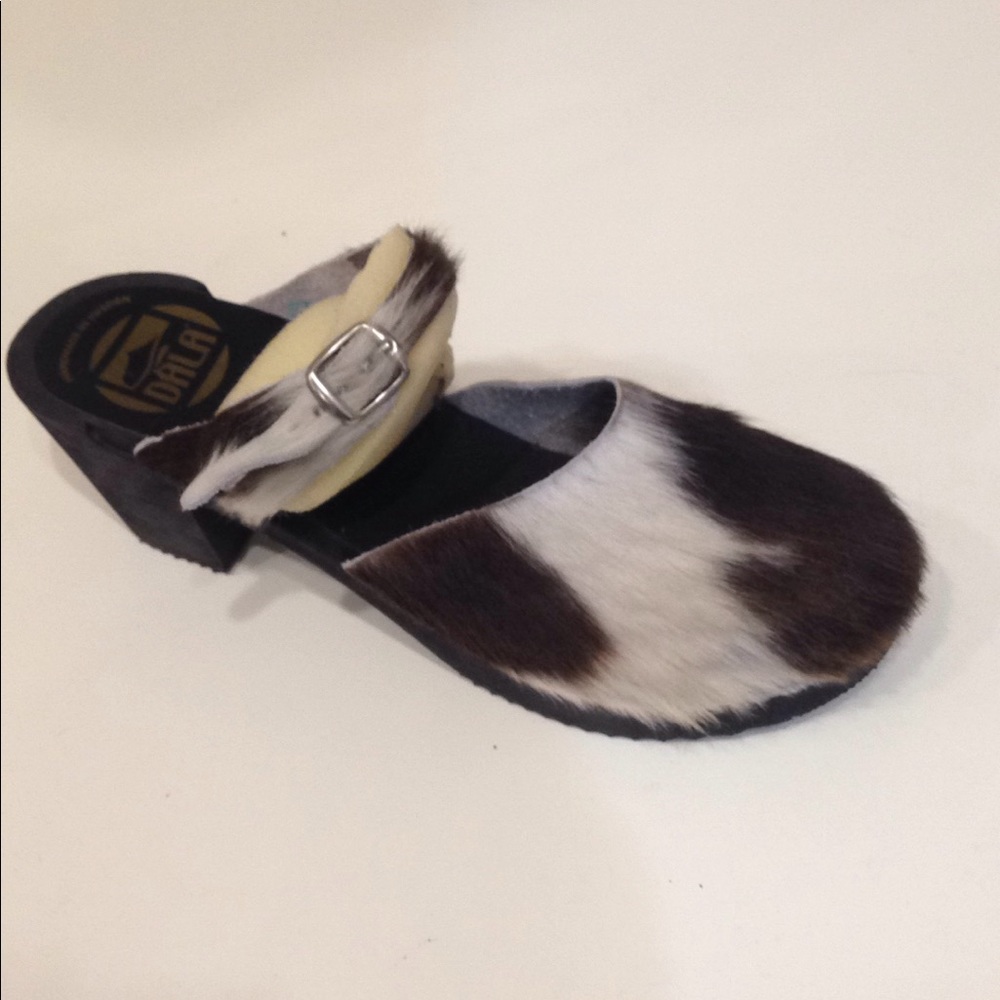 Dala Clog in Cow Hide on a Traditional Wood Sole